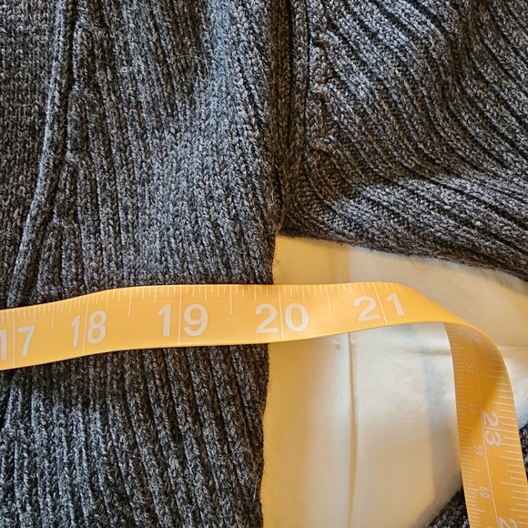 Athleta Sentinel Thermolite charcoal/Heather Grey zip cardigan coat - Picture 8 of 12